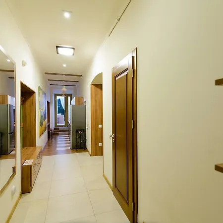 Appartement Vip ван гог на площі ринок *